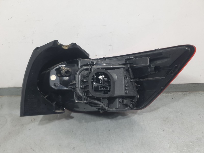 Recambio de piloto trasero izquierdo para dacia sandero iii 1.0 tce 90 referencia OEM IAM 265555265R  