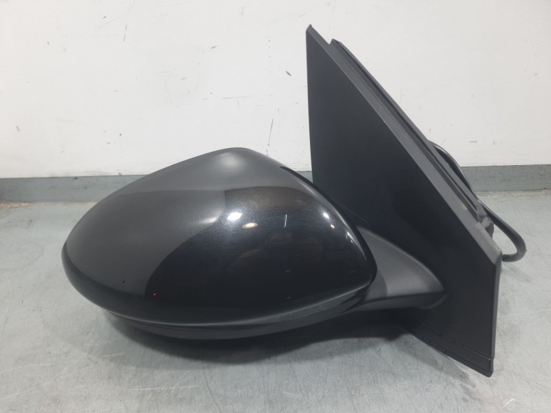 Recambio de retrovisor derecho para dacia sandero iii 1.0 tce 90 referencia OEM IAM 963013940R  
