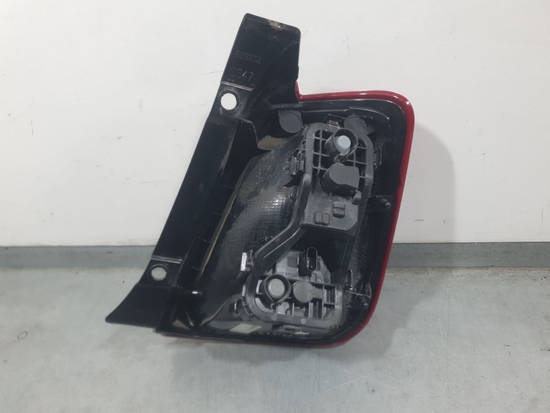 Recambio de piloto trasero izquierdo para fiat 500 (312_) 1.0 mild hybrid (312.ayd1b) referencia OEM IAM 52007424  