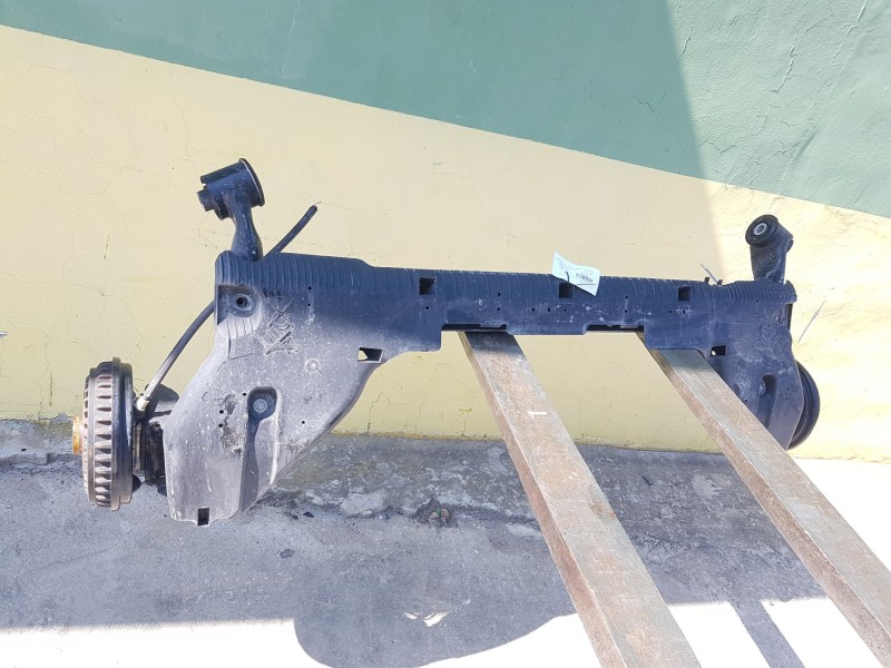 Recambio de puente trasero para dacia sandero iii 1.0 tce 90 referencia OEM IAM 555012504R TAMBOR C/ABS Y 4 TORNILLOS 