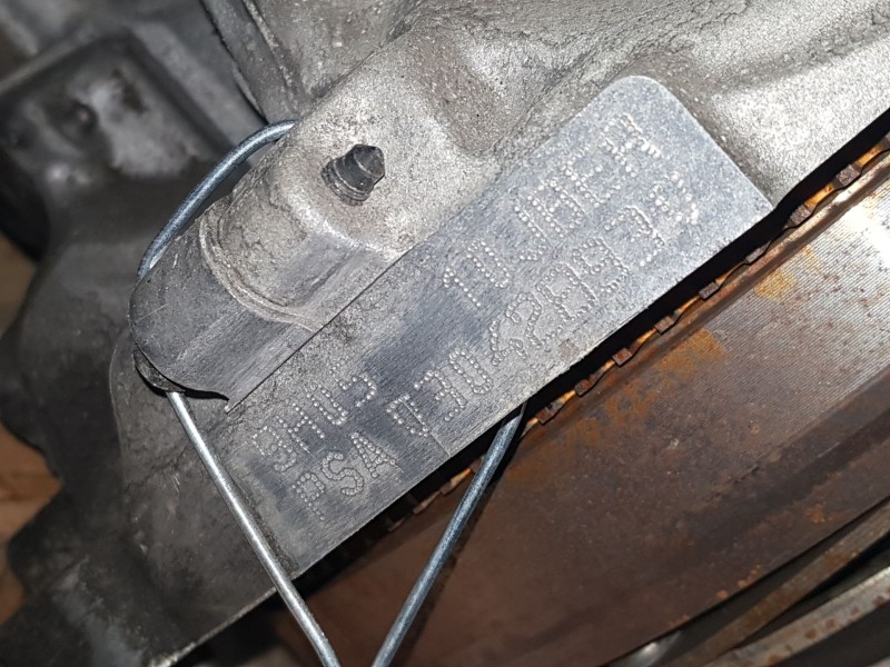 Recambio de motor completo para peugeot 5008 (0u_, 0e_) 1.6 hdi referencia OEM IAM 9H05  3042893