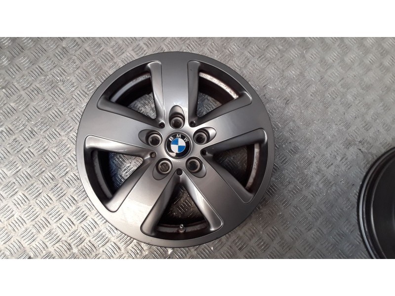 Recambio de juego llantas aluminio para bmw 1 (f40) 116 d referencia OEM IAM 7x16 5 TORN ET47 ROZADAS ALUMINIO
