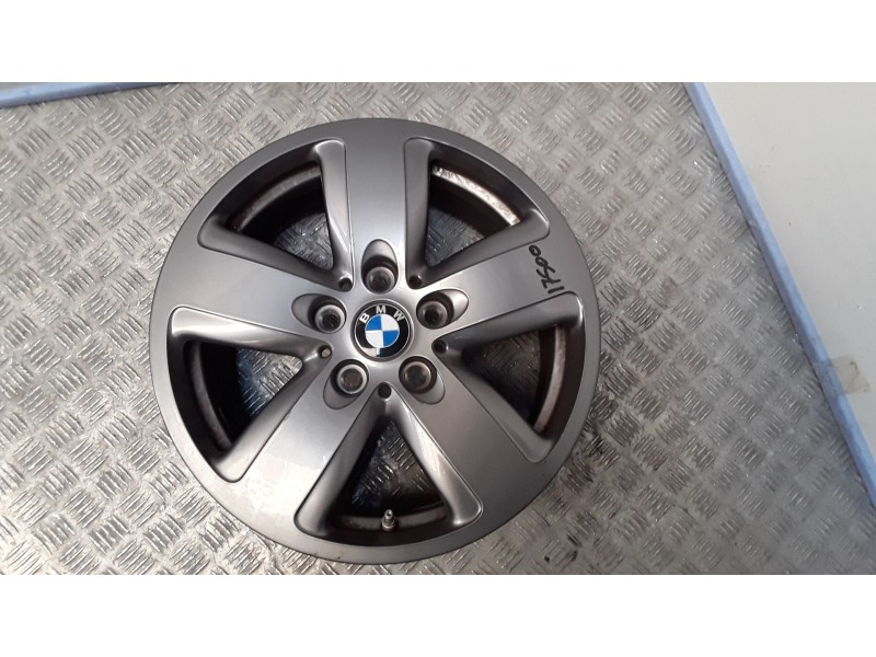 Recambio de juego llantas aluminio para bmw 1 (f40) 116 d referencia OEM IAM 7x16 5 TORN ET47 ROZADAS ALUMINIO