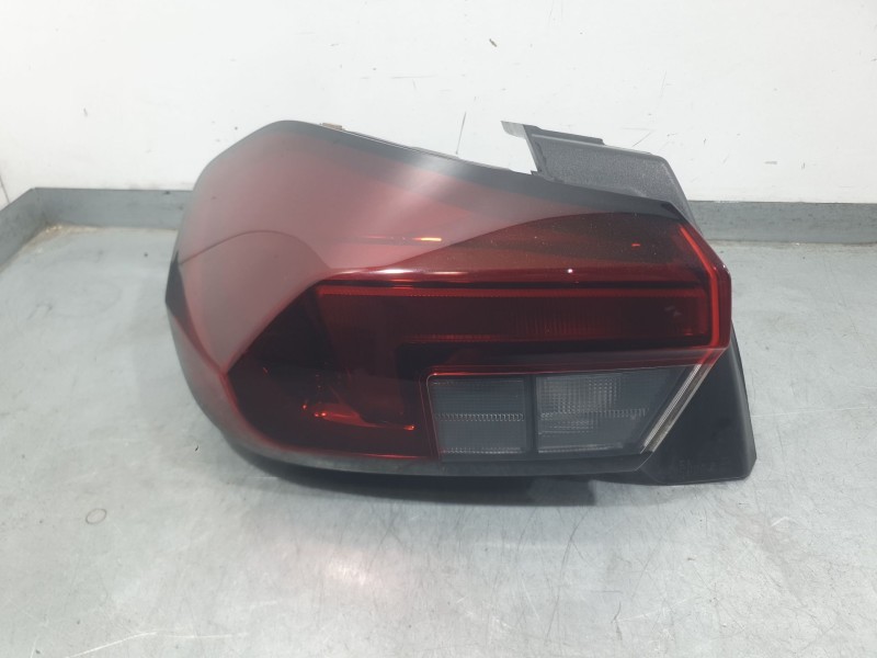 Recambio de piloto trasero izquierdo exterior para opel corsa f (p2jo) 1.2 (68) referencia OEM IAM 9829317380 90194151 VALEO