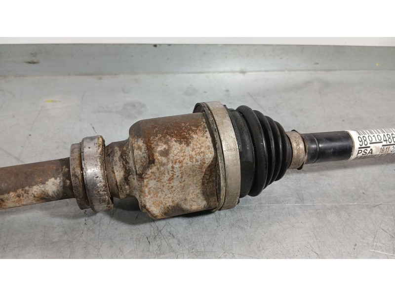 Recambio de transmision delantera derecha para citroën c3 iii (sx) 1.5 bluehdi 100 (sxyhyp, sxyhtu) referencia OEM IAM 980104868