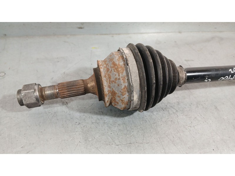 Recambio de transmision delantera izquierda para citroën c3 iii (sx) 1.5 bluehdi 100 (sxyhyp, sxyhtu) referencia OEM IAM 9801048