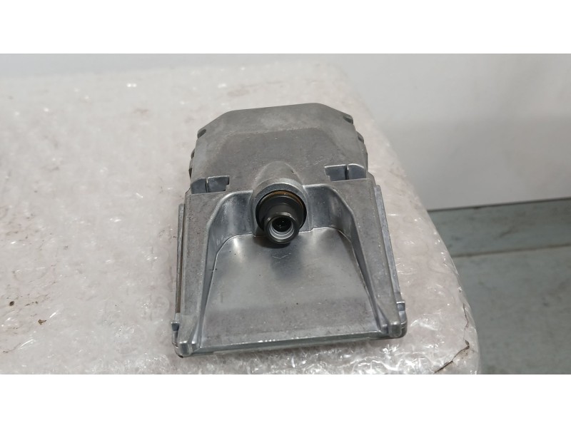 Recambio de camara para citroën c3 iii (sx) 1.5 bluehdi 100 (sxyhyp, sxyhtu) referencia OEM IAM 9842737880 TRW 