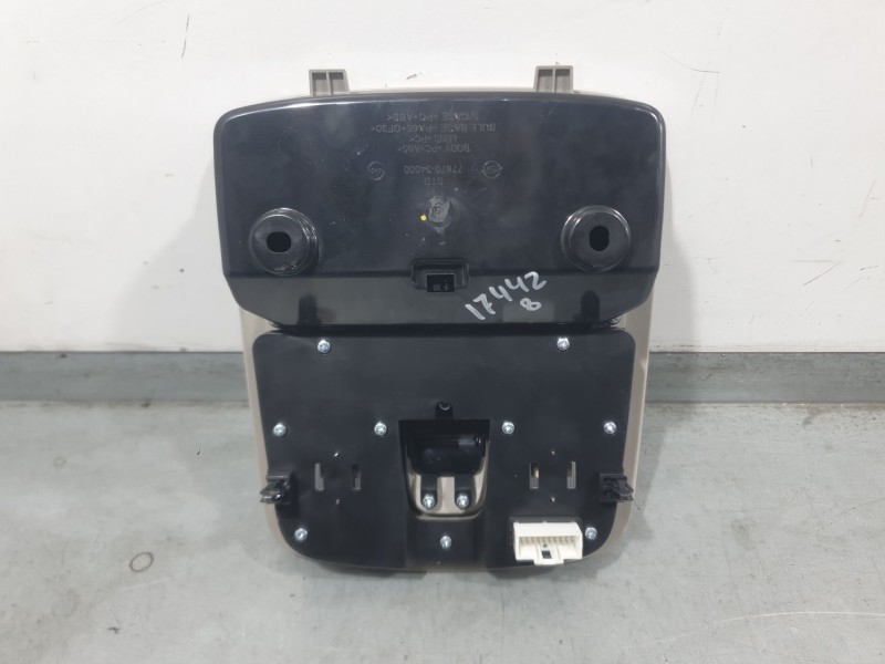 Recambio de luz interior para kg mobility korando (c300) 1.5 referencia OEM IAM 7767034000  