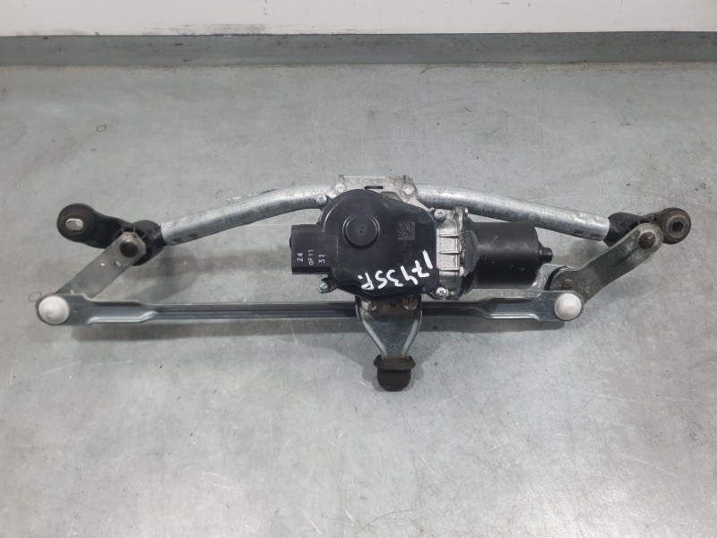 Recambio de motor limpia delantero para dacia sandero iii 1.0 tce 90 referencia OEM IAM 288006875R  MITSUBAA5078305