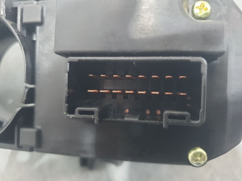 Recambio de mando luces para kg mobility korando (c300) 1.5 referencia OEM IAM 8591036500  8591036600