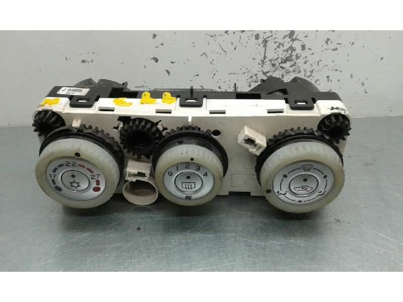 Recambio de mando calefaccion / aire acondicionado para mitsubishi colt berlina 5 (z30a) 1.5 cat referencia OEM IAM 983853B  