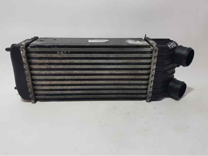 Recambio de intercooler para peugeot 207 confort referencia OEM IAM 9651184880 H1400005 BEHR