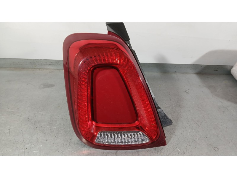 Recambio de piloto trasero izquierdo para fiat 500 (312_) 1.0 mild hybrid (312.ayd1b) referencia OEM IAM 52007424  81590101