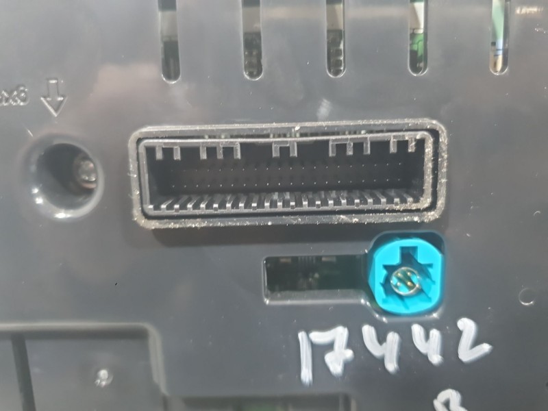 Recambio de cuadro instrumentos para kg mobility korando (c300) 1.5 referencia OEM IAM 8022037410 410VIVR384631 LG