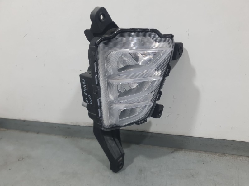 Recambio de faro antiniebla derecho para kg mobility korando (c300) 1.5 referencia OEM IAM 8320237000  