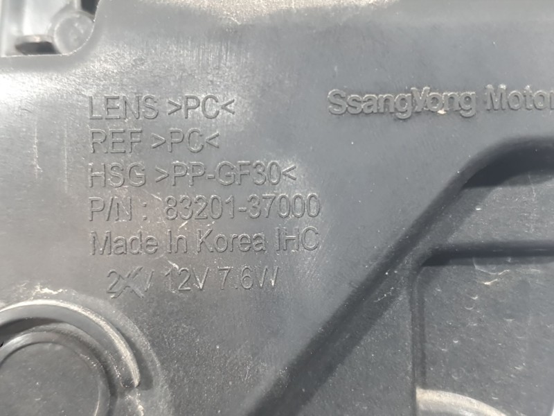 Recambio de faro antiniebla izquierdo para kg mobility korando (c300) 1.5 referencia OEM IAM 8320137000  