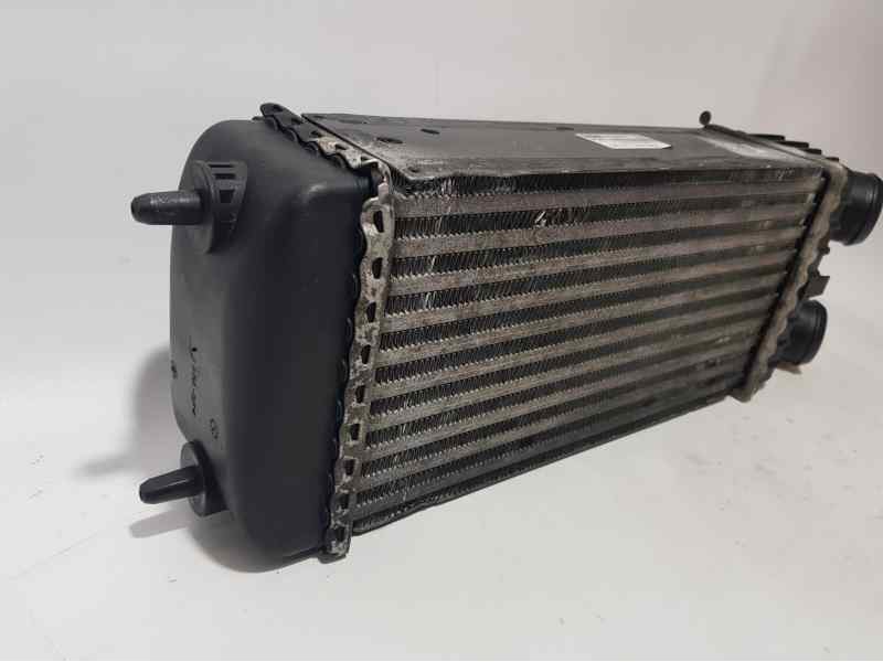 Recambio de intercooler para peugeot 207 confort referencia OEM IAM 9651184880 H1400005 BEHR