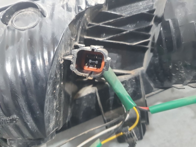 Recambio de piloto trasero derecho paragolpes para kg mobility korando (c300) 1.5 referencia OEM IAM 8390237101  