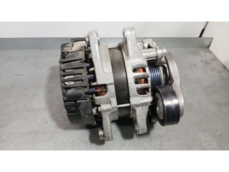 Recambio de alternador para fiat 500 (312_) 1.0 mild hybrid (312.ayd1b) referencia OEM IAM 522087180 VALEO 2740599A