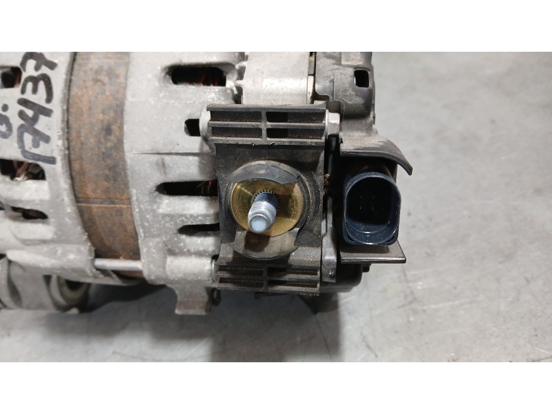 Recambio de alternador para fiat 500 (312_) 1.0 mild hybrid (312.ayd1b) referencia OEM IAM 522087180 VALEO 2740599A