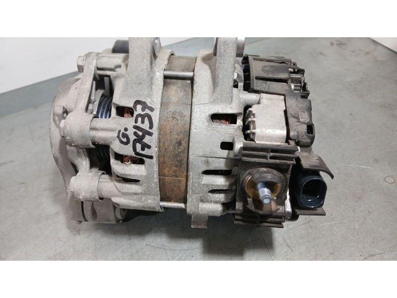 Recambio de alternador para fiat 500 (312_) 1.0 mild hybrid (312.ayd1b) referencia OEM IAM 522087180 VALEO 2740599A