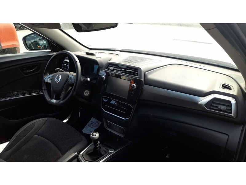 ssangyong tivoli del año 2024