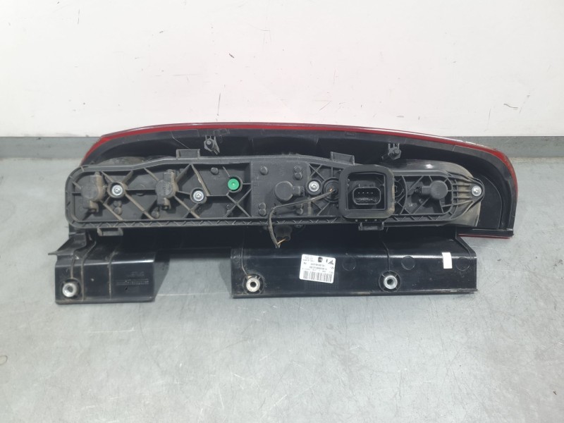 Recambio de piloto trasero derecho para fiat doblo cargo (263_) 1.4 natural power referencia OEM IAM 518106730 2037099900010 MAK