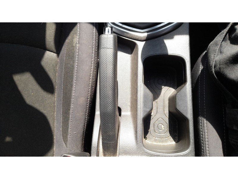 Recambio de palanca freno de mano para ssangyong tivoli 1.5 referencia OEM IAM 4910035003LBH  