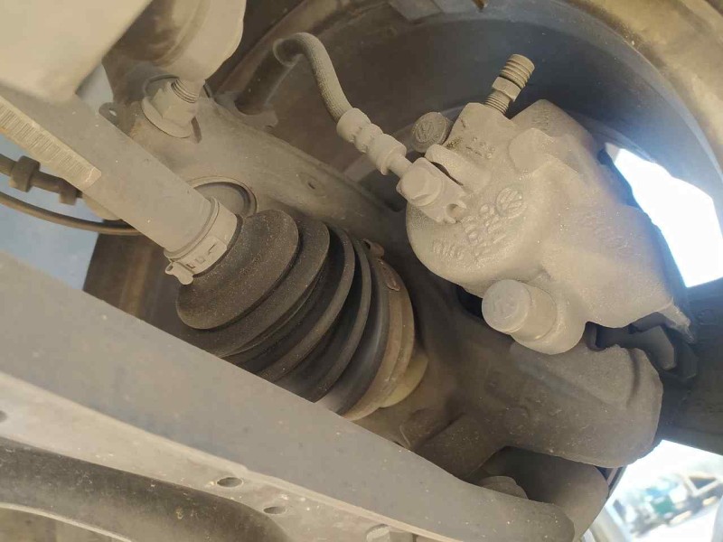 Recambio de mangueta delantera izquierda para skoda fabia ambition referencia OEM IAM 6Q0407255AC  