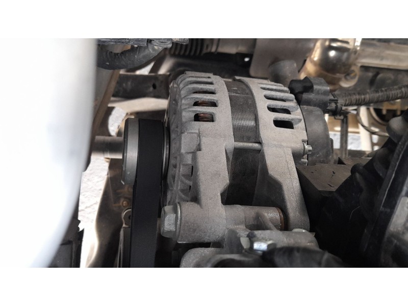 Recambio de alternador para ssangyong tivoli 1.5 referencia OEM IAM 1731540202  