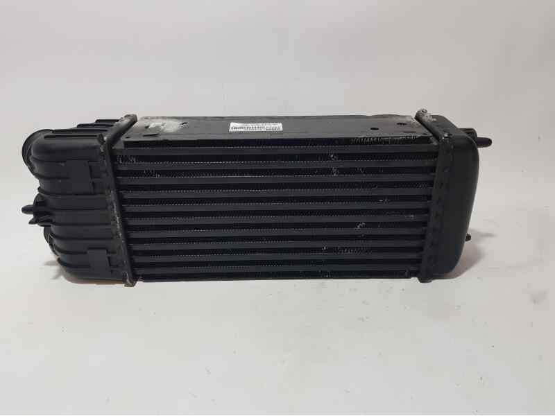 Recambio de intercooler para peugeot 207 confort referencia OEM IAM 9651184880 H1400005 BEHR