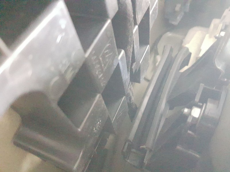 Recambio de cerradura puerta delantera derecha para peugeot 5008 (0u_, 0e_) 1.6 hdi referencia OEM IAM 9800623080  