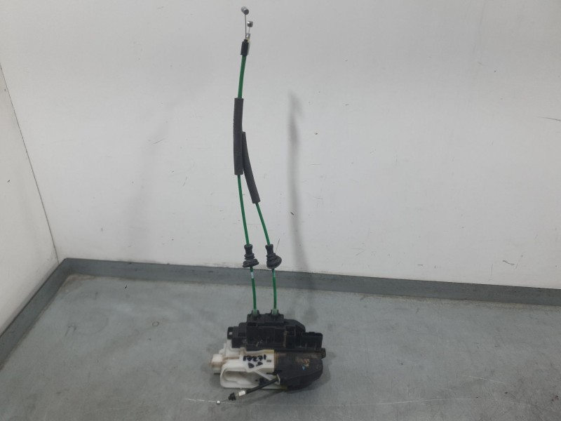 Recambio de cerradura puerta delantera derecha para hyundai i30 (fd) 1.6 crdi referencia OEM IAM 813202L030  