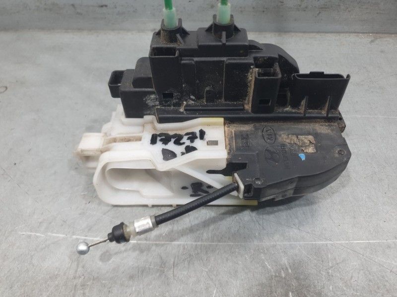 Recambio de cerradura puerta delantera derecha para hyundai i30 (fd) 1.6 crdi referencia OEM IAM 813202L030  