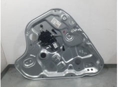 ELEVALUNAS TRASERO DERECHO 834802R050 