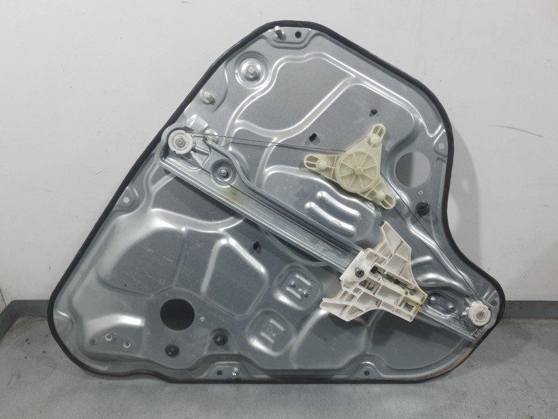 Recambio de elevalunas trasero derecho para hyundai i30 (fd) 1.6 crdi referencia OEM IAM 834802R050  