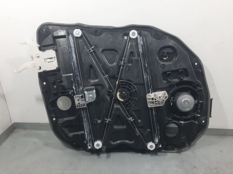 Recambio de elevalunas delantero derecho para kg mobility korando (c300) 1.5 referencia OEM IAM 82481C3M11  