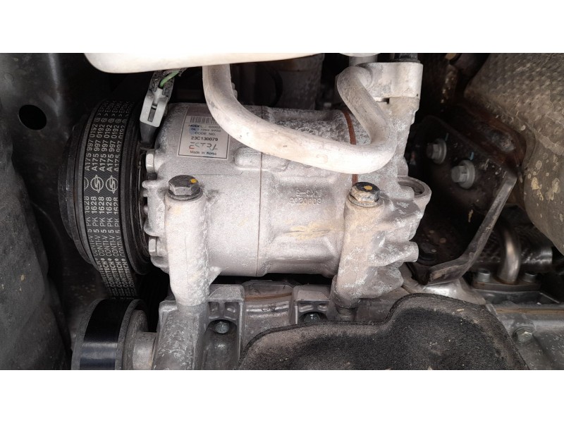 Recambio de compresor aire acondicionado para ssangyong tivoli 1.5 referencia OEM IAM 1731303211  