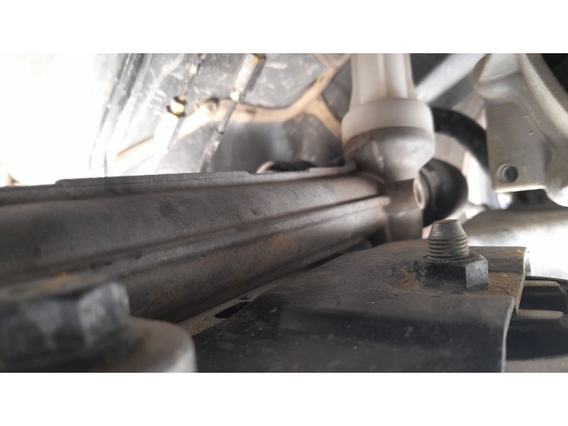 Recambio de cremallera direccion para ssangyong tivoli 1.5 referencia OEM IAM 4650035001 MECÁNICA 