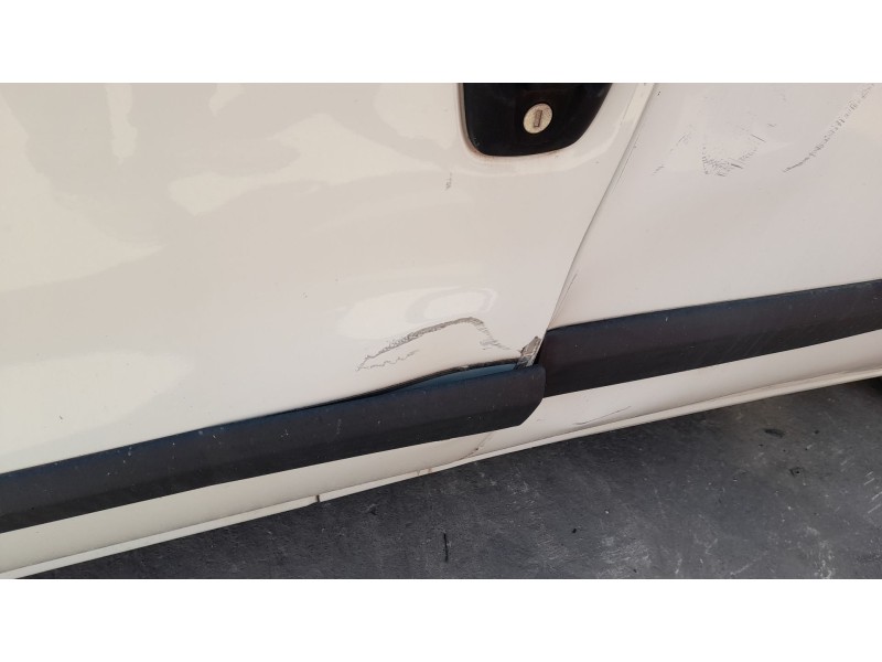 Recambio de puerta delantera izquierda para fiat doblo cargo (263_) 1.3 d multijet (263wxu1a) referencia OEM IAM 52155068  