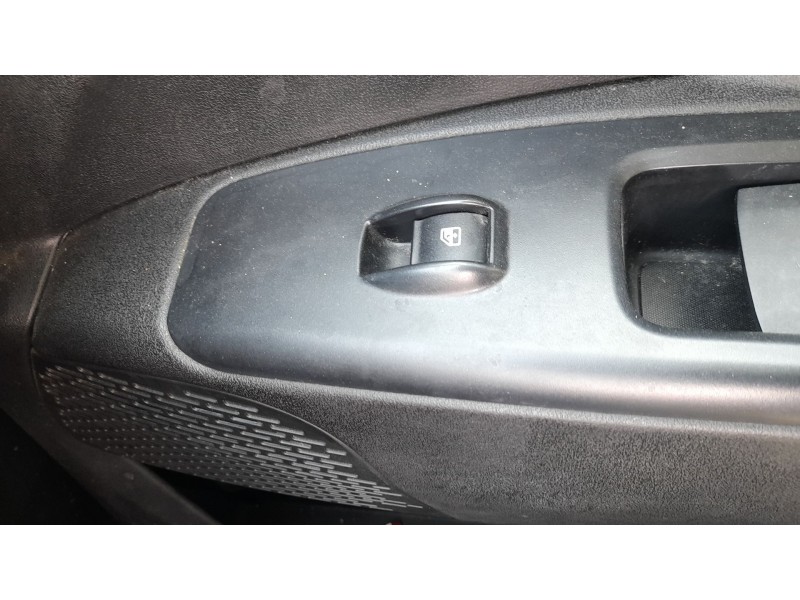 Recambio de mando elevalunas delantero derecho para fiat doblo cargo (263_) 1.3 d multijet (263wxu1a) referencia OEM IAM 7354986
