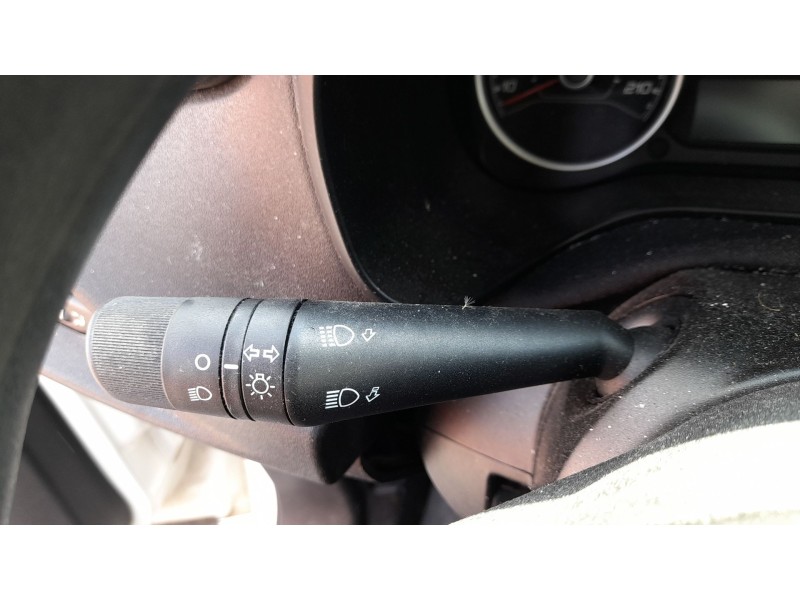 Recambio de mando luces y limpia para fiat doblo cargo (263_) 1.3 d multijet (263wxu1a) referencia OEM IAM 735707942  