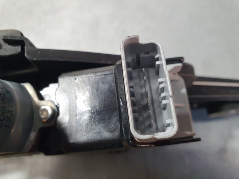 Recambio de elevalunas delantero derecho para peugeot 2008 (p1) allure referencia OEM IAM 9828130680  ELECTRICO 6 PINES