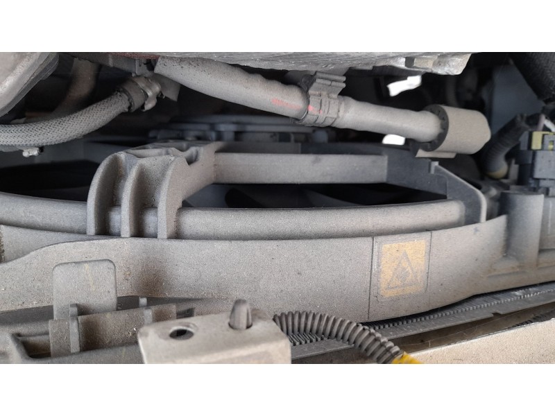 Recambio de electroventilador para fiat doblo cargo (263_) 1.3 d multijet (263wxu1a) referencia OEM IAM 51821155  