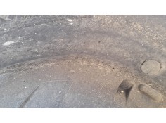 PLASTICO PASE RUEDA TRAS. DCH. 52128372 