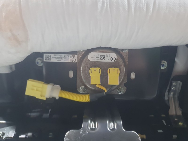 Recambio de kit airbag para kg mobility korando (c300) 1.5 referencia OEM IAM 8620137501LBH C/SALPICADERO Y PRETENSORES 86201375