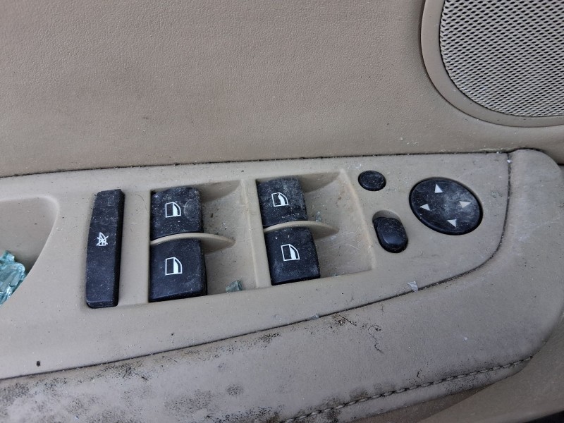 Recambio de mando elevalunas delantero izquierdo para bmw x5 (e70) xdrive 40 d referencia OEM IAM 61319218044 C/MANDO RETROVISOR