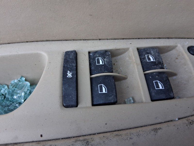 Recambio de mando elevalunas delantero izquierdo para bmw x5 (e70) xdrive 40 d referencia OEM IAM 61319218044 C/MANDO RETROVISOR