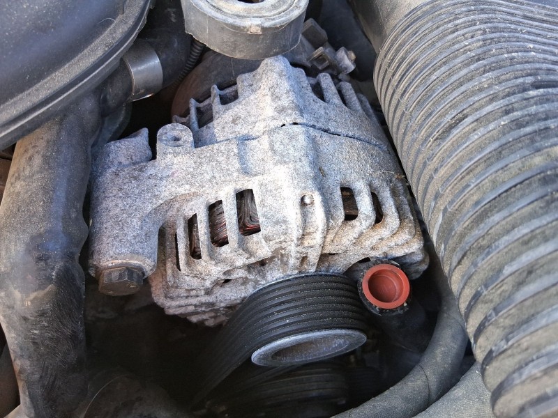 Recambio de alternador para bmw x5 (e70) xdrive 40 d referencia OEM IAM 12317803724  