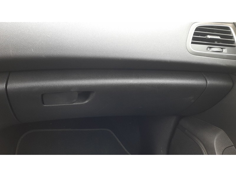 Recambio de guantera para renault talisman (lp_) 1.6 dci 130 referencia OEM IAM 682525214R  